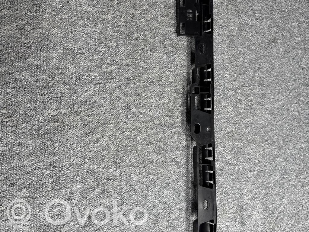 Porsche Macan (95B) Sill supporting ledge 