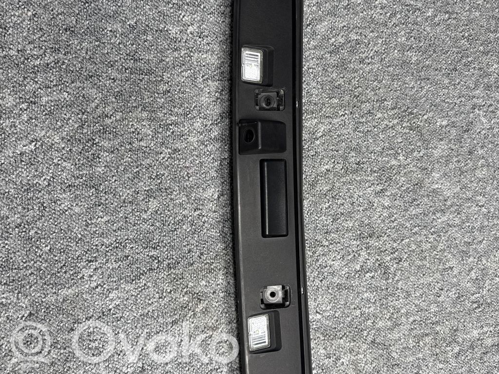 Tailgate/boot open switch button   5A0DEB6,16542911