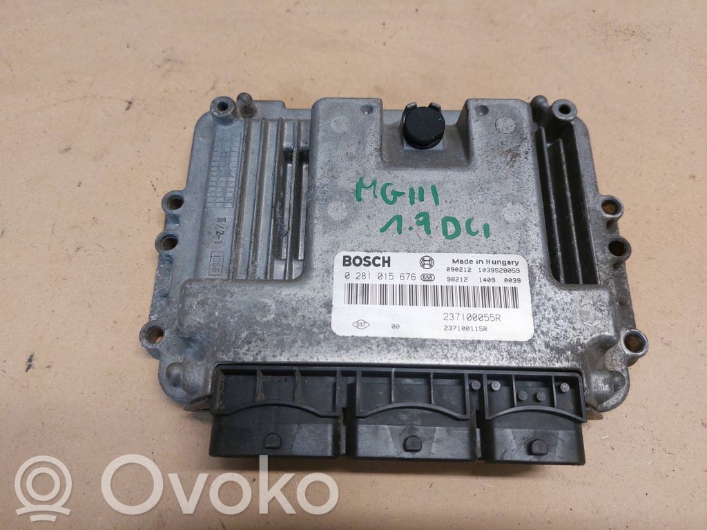 Renault Megane III Engine control unit/module 
