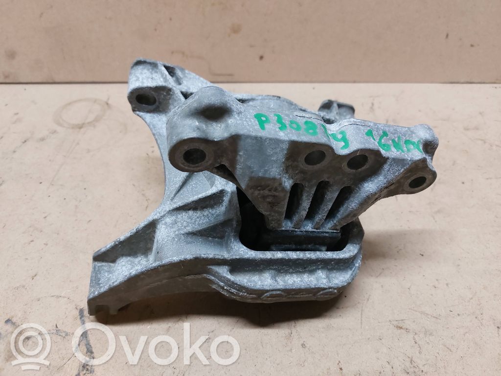Peugeot 308 Engine mount bracket 