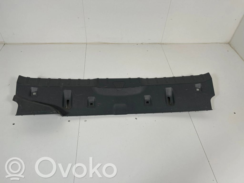 BMW 7 F01 F02 F03 F04 Osłona pasa bagażnika 