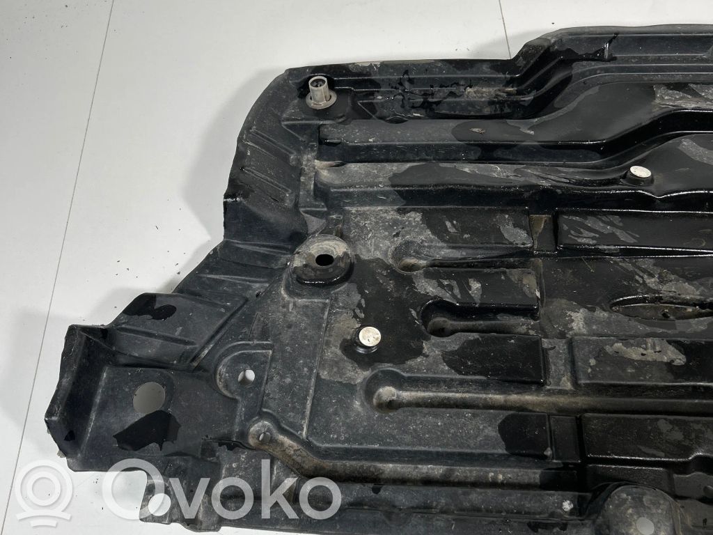 Toyota C-HR I Protecție centrală motor 