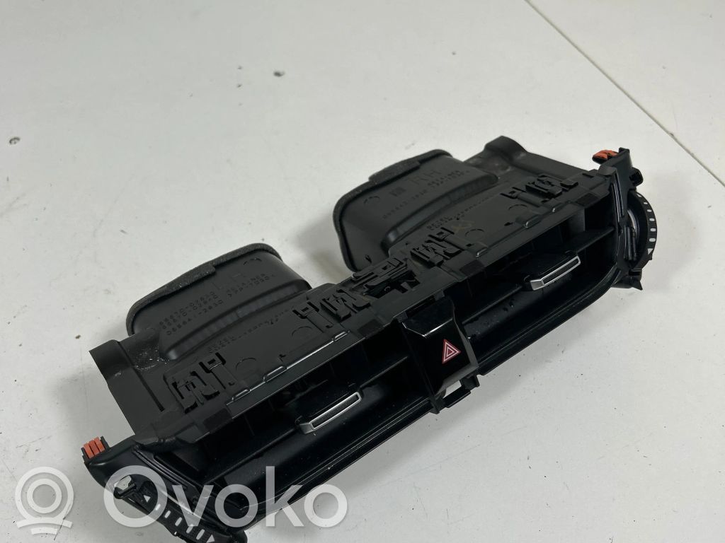 Toyota Corolla E210 E21 Centrinės oro grotelės 