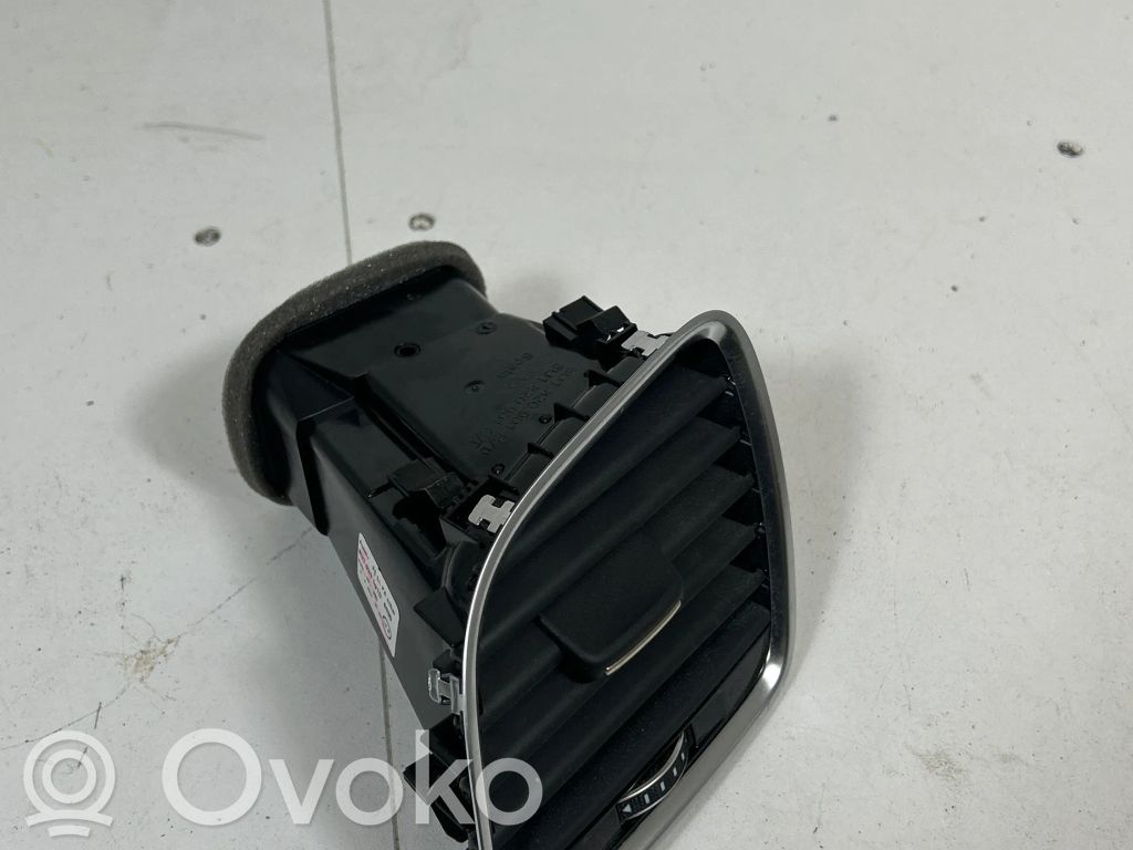 Audi Q3 8U Grilă ventilație/ramă laterală bord 