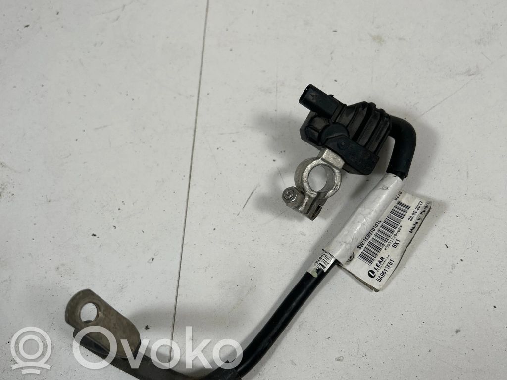 Audi Q3 8U Maakaapeli, akku 