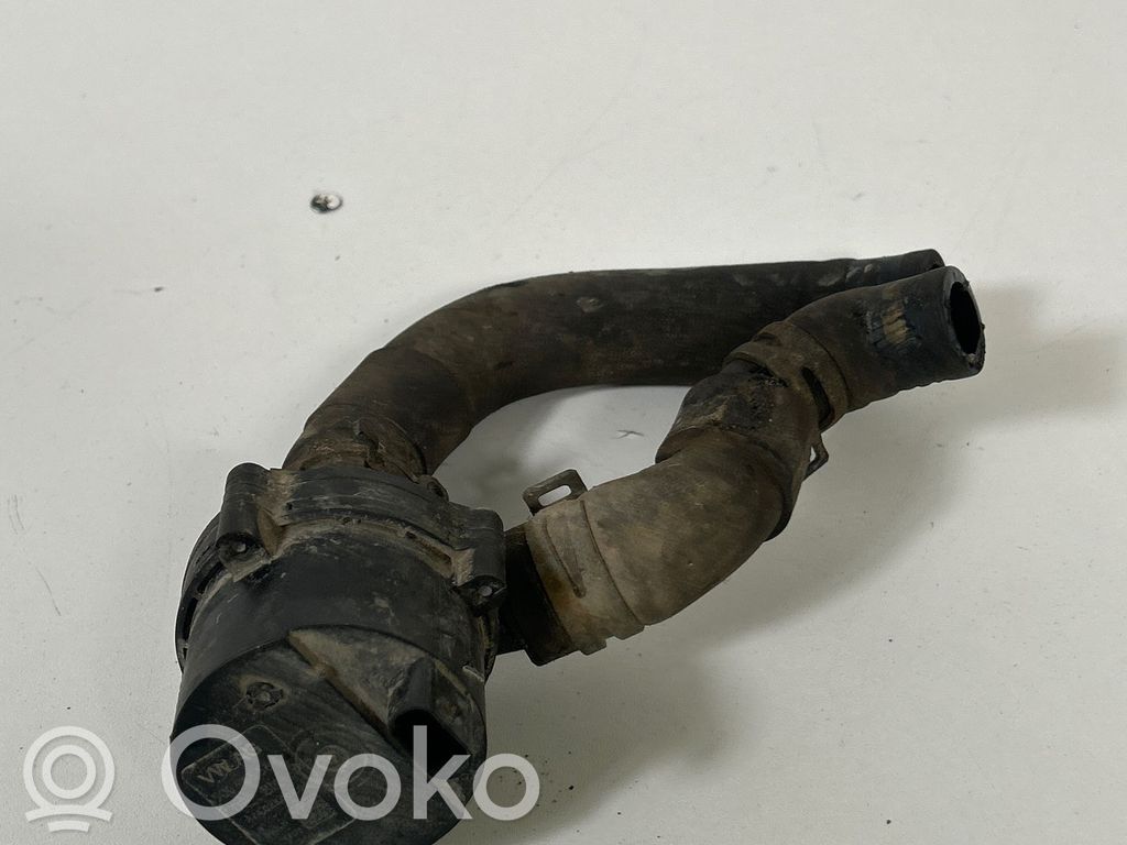 Audi Q3 8U Sähköinen jäähdytysnesteen apupumppu 