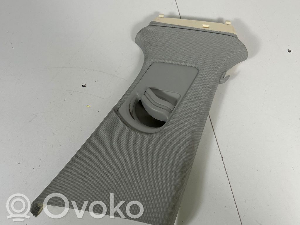 Osłona górna słupka / B   4G0867244