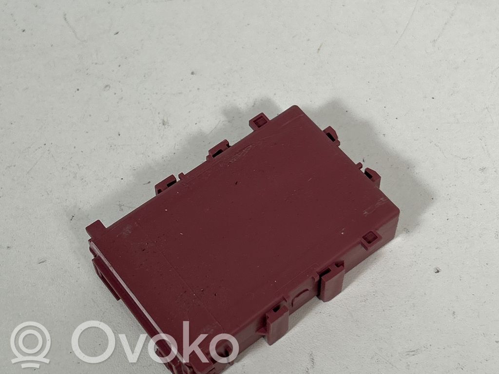 Other control units/modules   8911102031