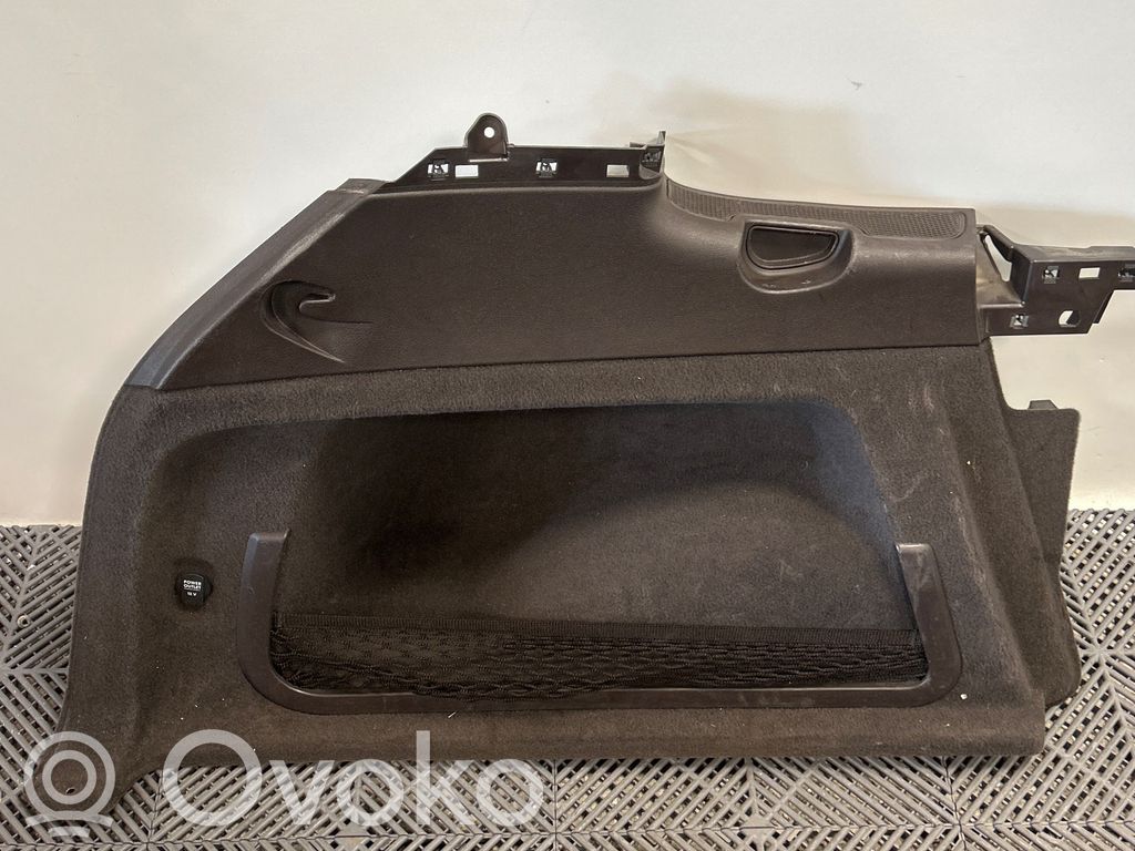 Dolny panel schowka koła zapasowego   7P5863819