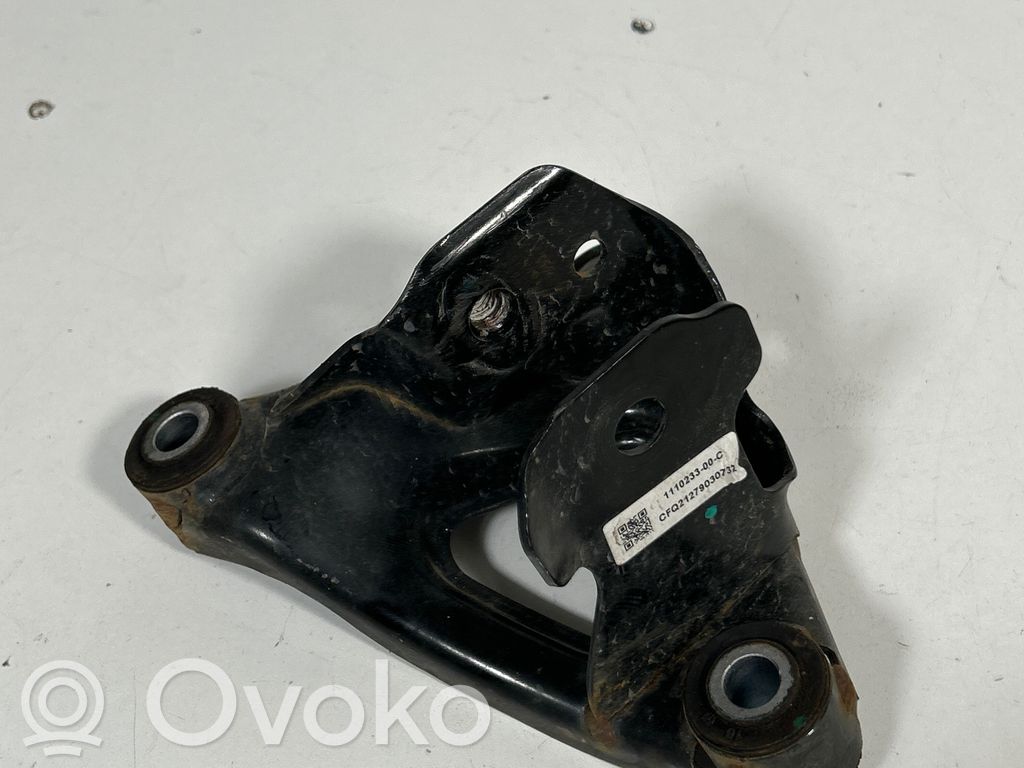 Tesla Model Y Engine mounting bracket 