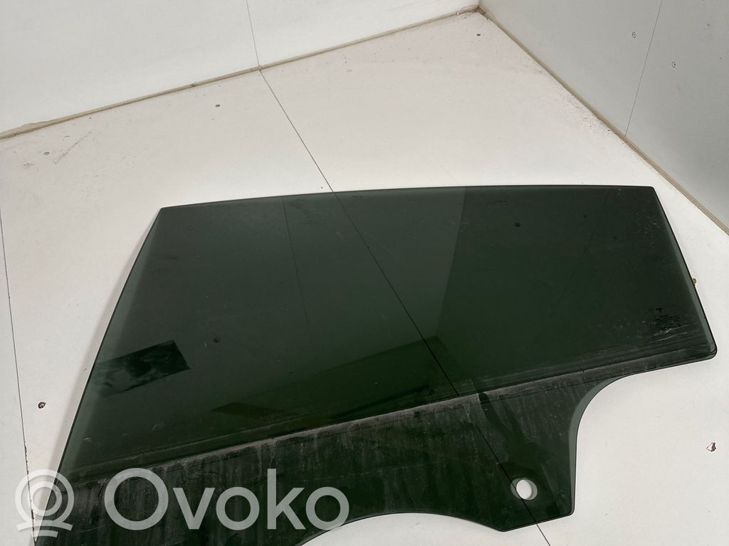 Tesla Model Y Pagrindinis galinių durų stiklas 