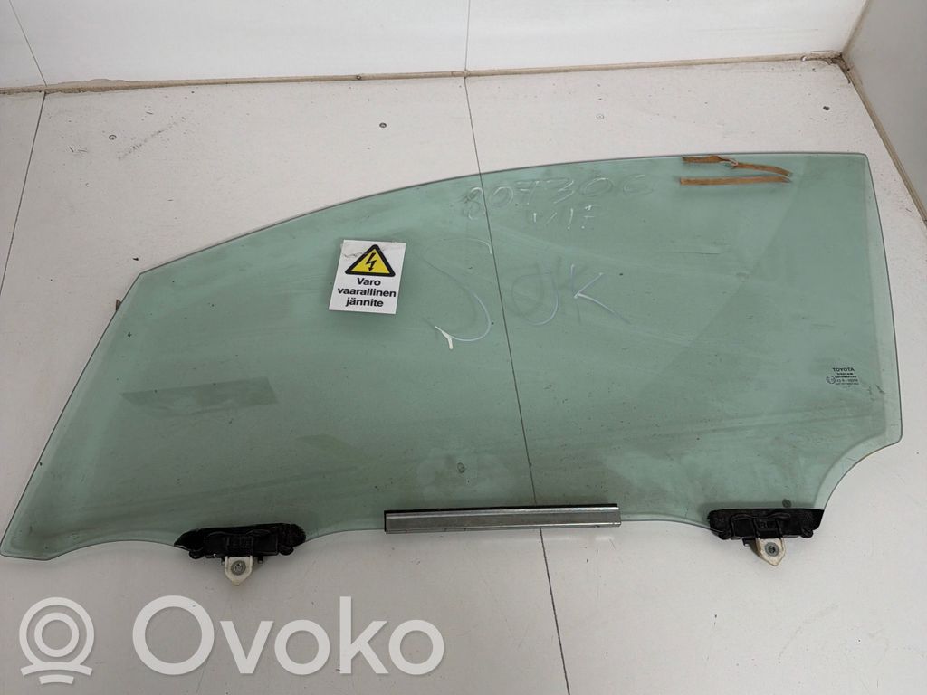 Toyota Corolla E210 E21 Front door window glass four-door 