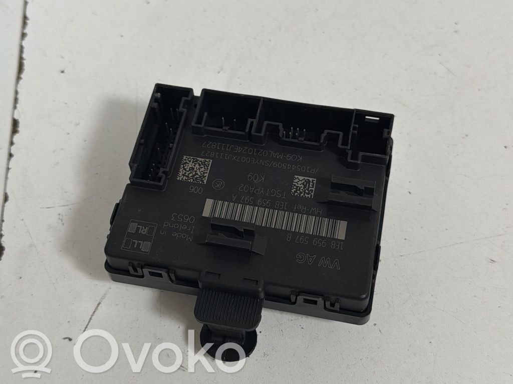 Skoda Enyaq iV Door control unit/module 