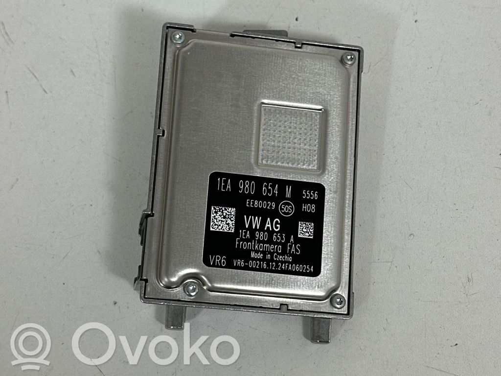 Skoda Enyaq iV Windshield/windscreen camera 