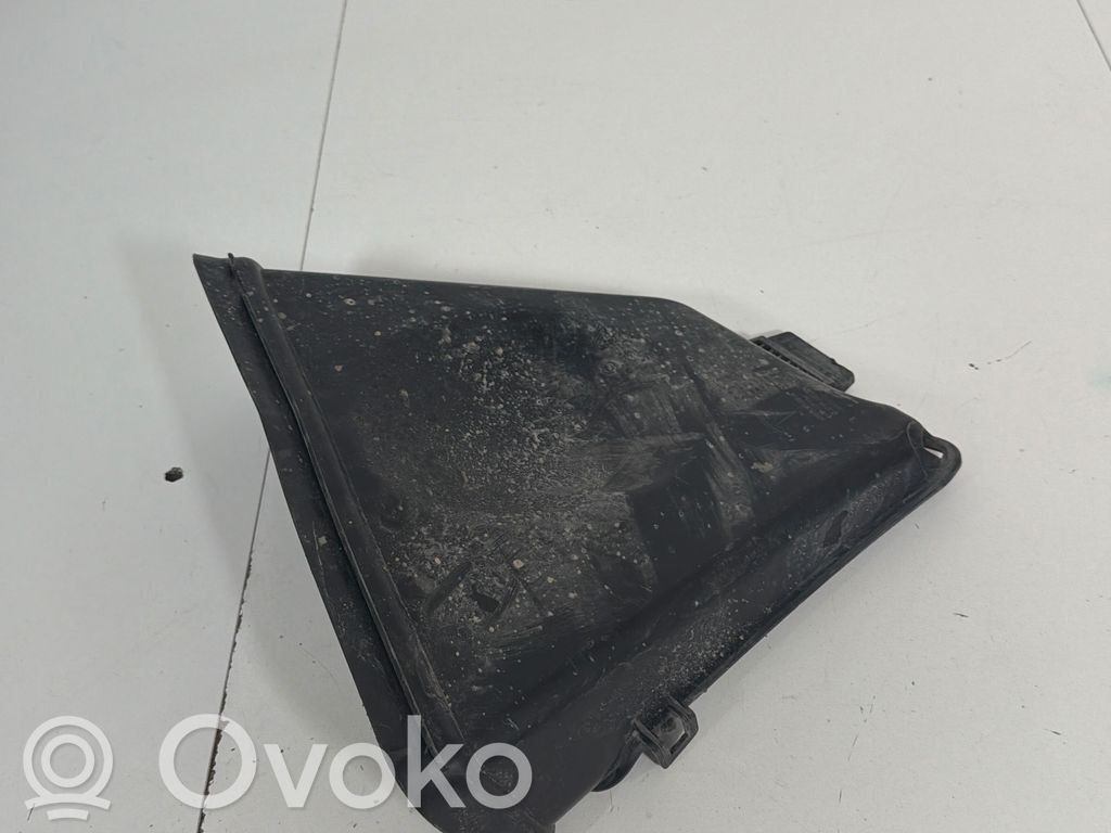 Tesla Model 3 Ilmanoton kanavan osa 
