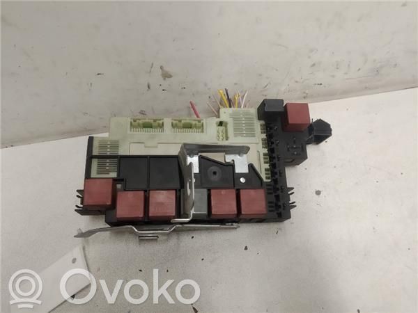 Renault Clio II Módulo de fusible 