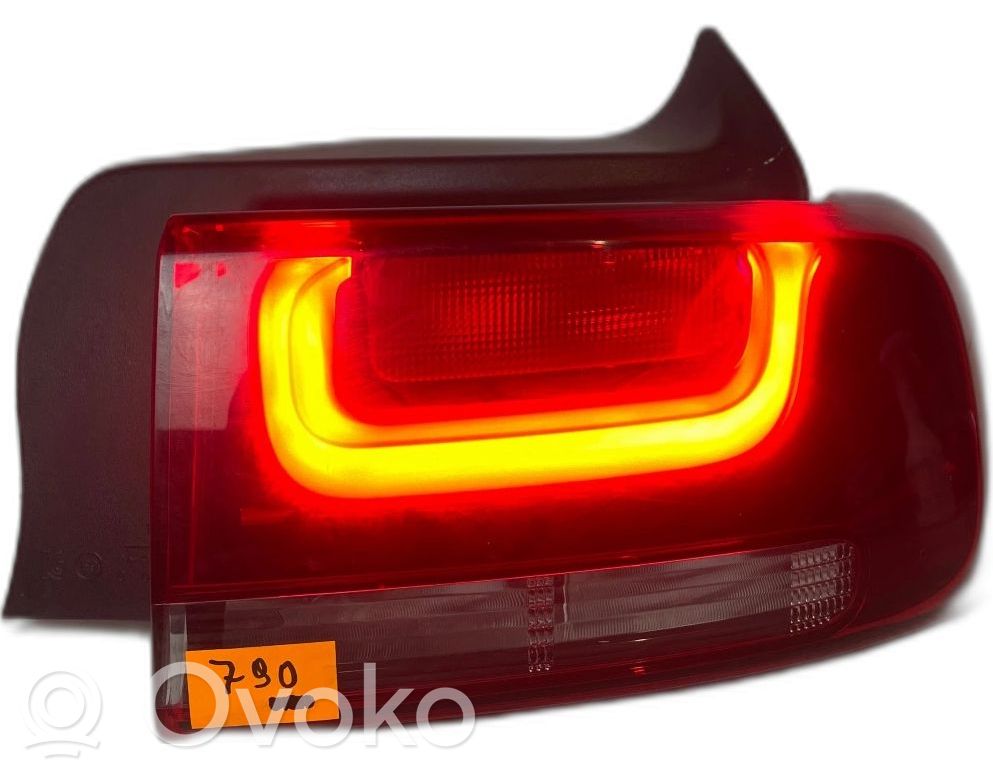 Citroen C4 Cactus Rear/tail lights 