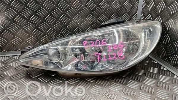 Headlight/headlamp   89002771,89002771