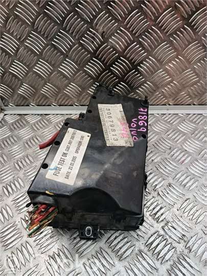 Fuse box set   518818000,518818000
