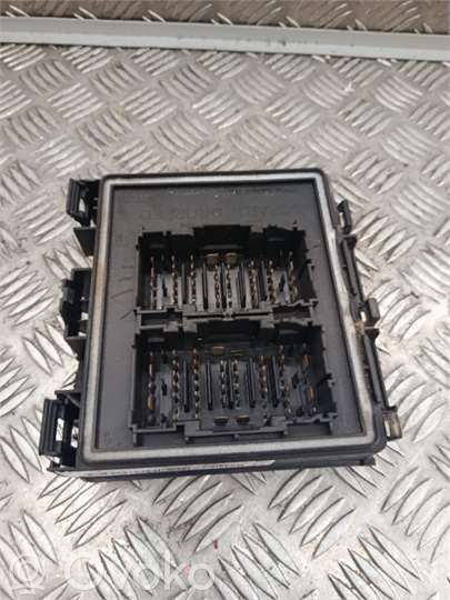 Fuse box set   9021900729,9021900729