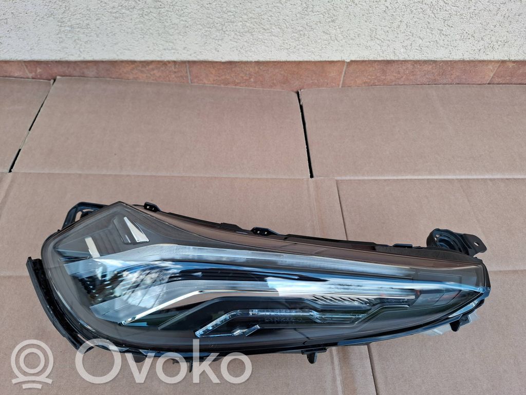 Lynk & co 09 Headlight/headlamp 