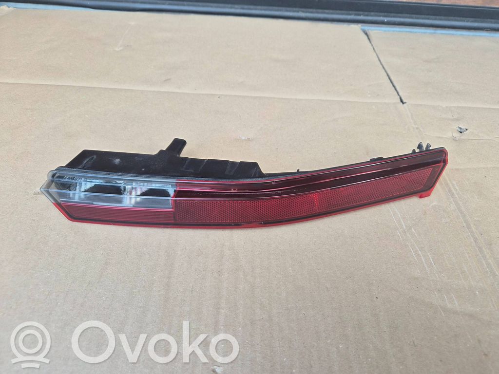 BMW iX Takaluukun takavalot 