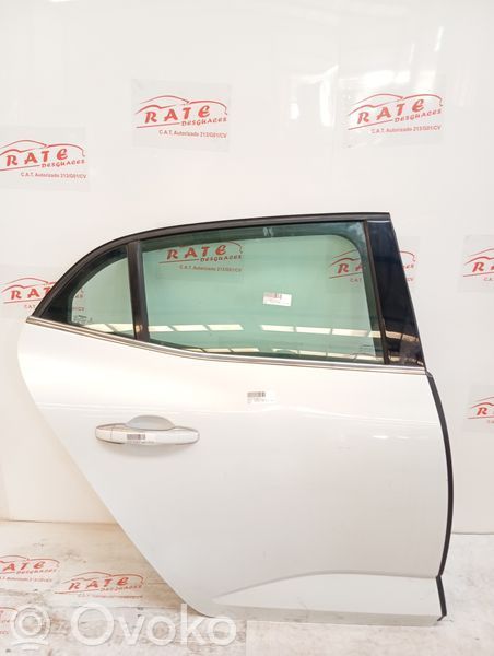 Puerta trasera   821003398R
