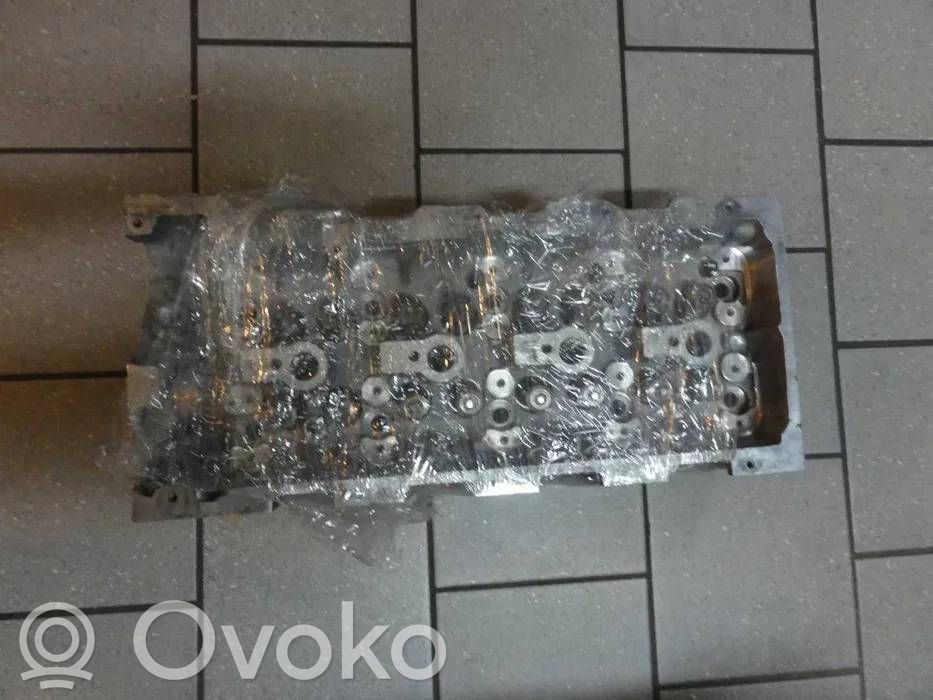 Mercedes-Benz Sprinter W906 Engine head 