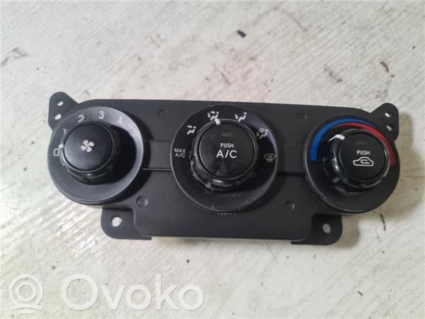 KIA Cerato Air conditioning (A/C) switch 