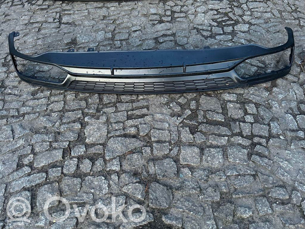 Audi A6 S6 C8 4K Apatinė bamperio dalis 