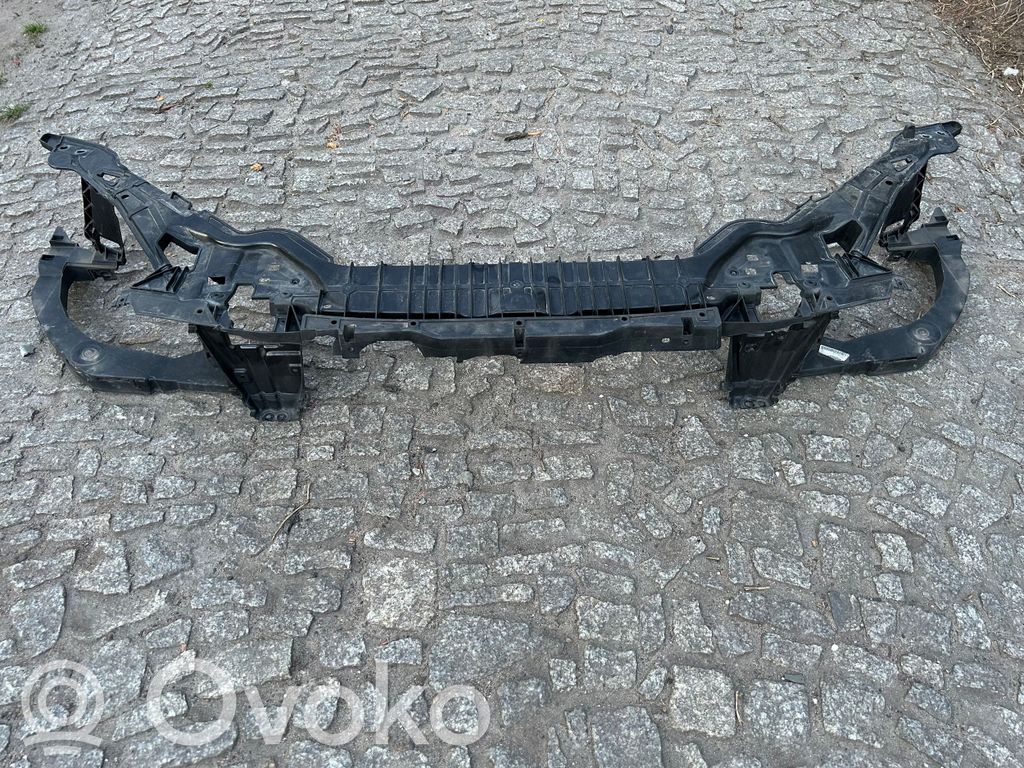 Volvo V60 Radiatoru panelis 