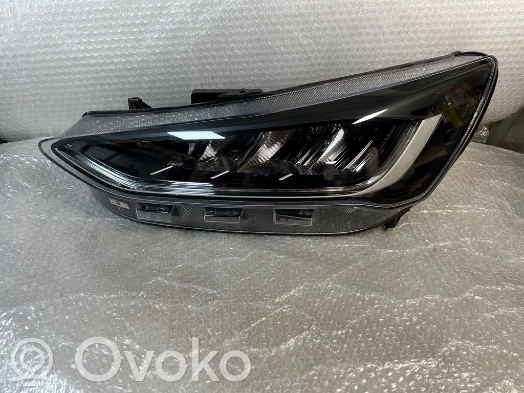 Ford Focus Headlight/headlamp 