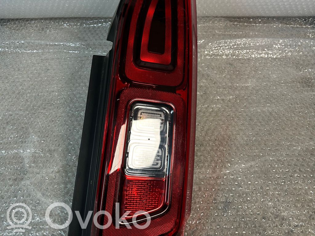 Opel Combo E Takavalot 