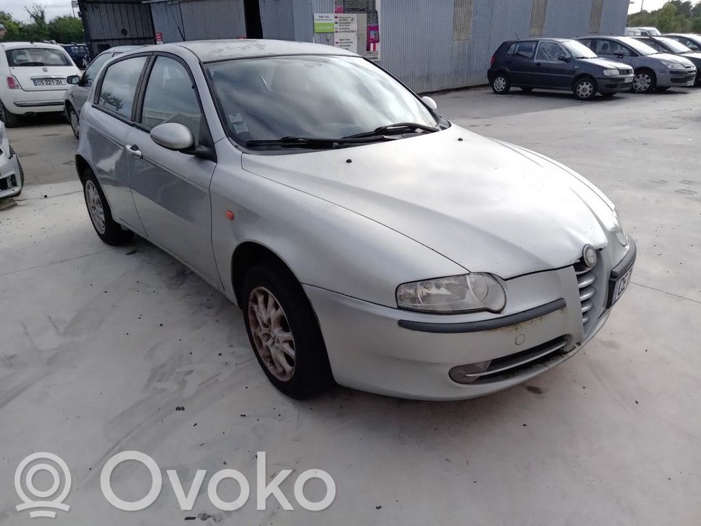 Alfa Romeo 147 Etuapurunko 