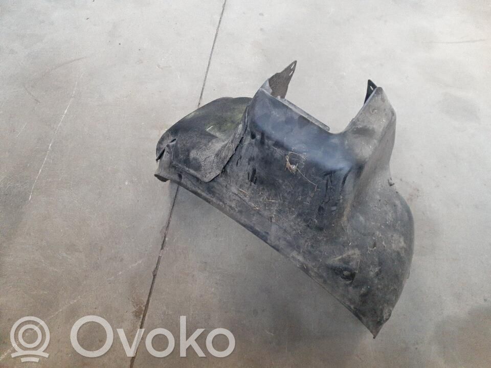Audi A2 Apakšspārns 