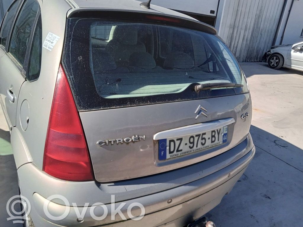 Citroen C3 Third/center stoplight 