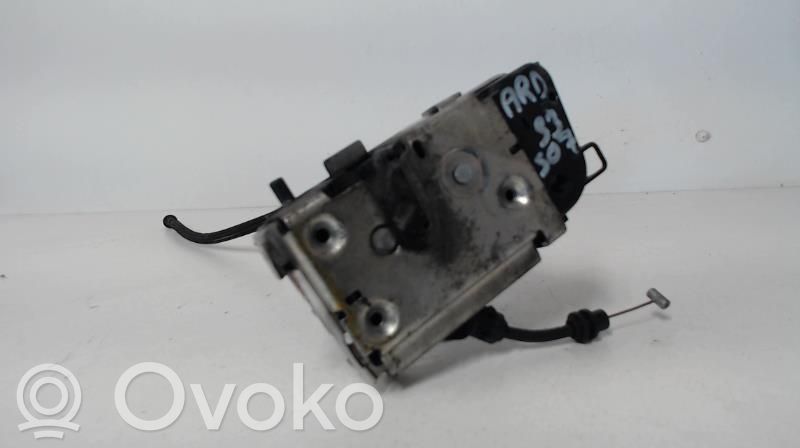 Citroen C3 Takaoven lukko 