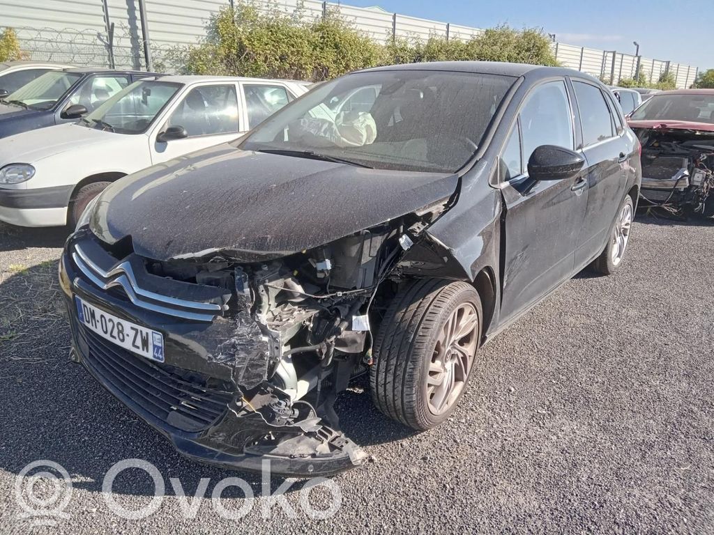 Citroen C4 II Etujarrusatula 