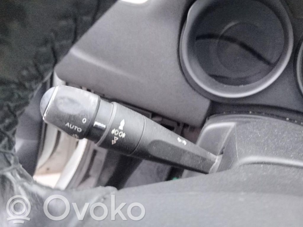 Citroen C4 II Commodo, commande essuie-glace/phare 