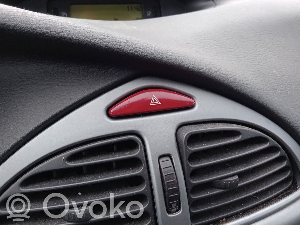 Citroen C5 Hazard light switch 