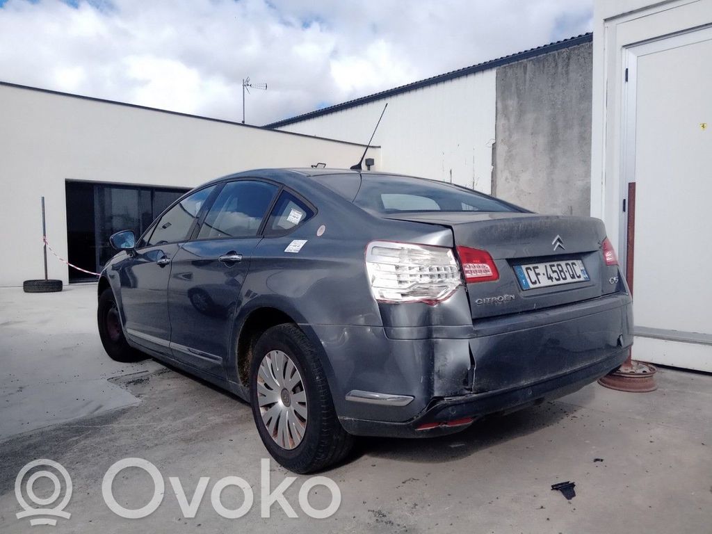 Citroen C5 Takajarrusatula 