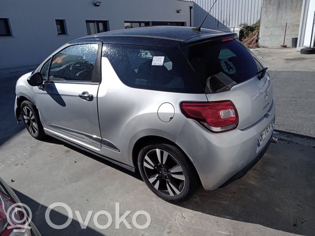 Citroen DS3 Priekšpusē slēdzene 