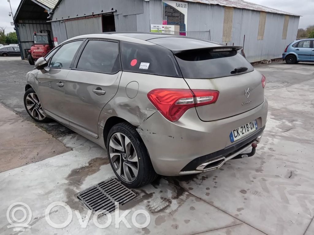 Citroen DS5 Luna de la puerta trasera 