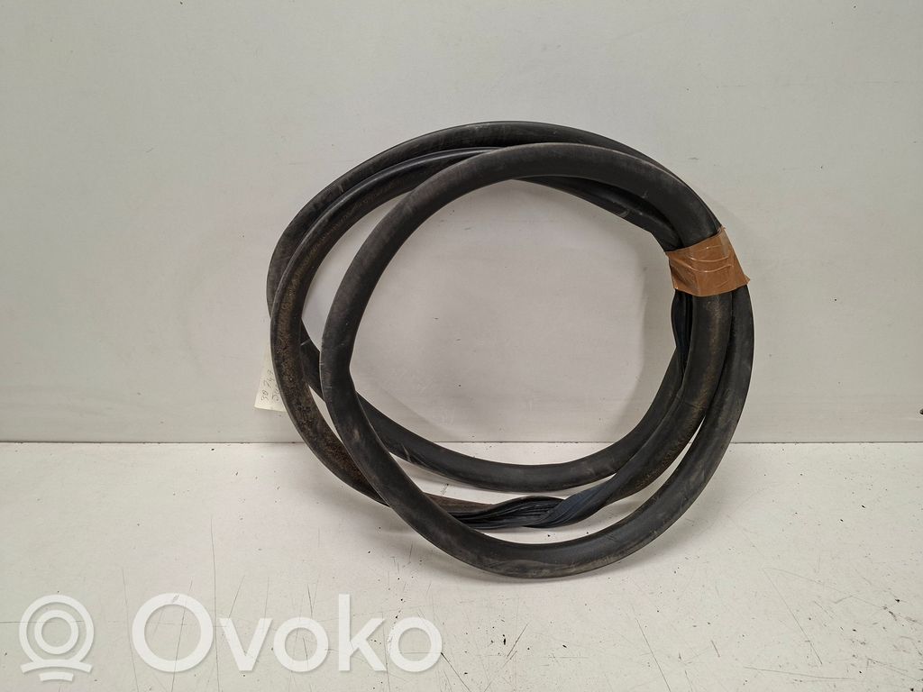 Front door rubber seal