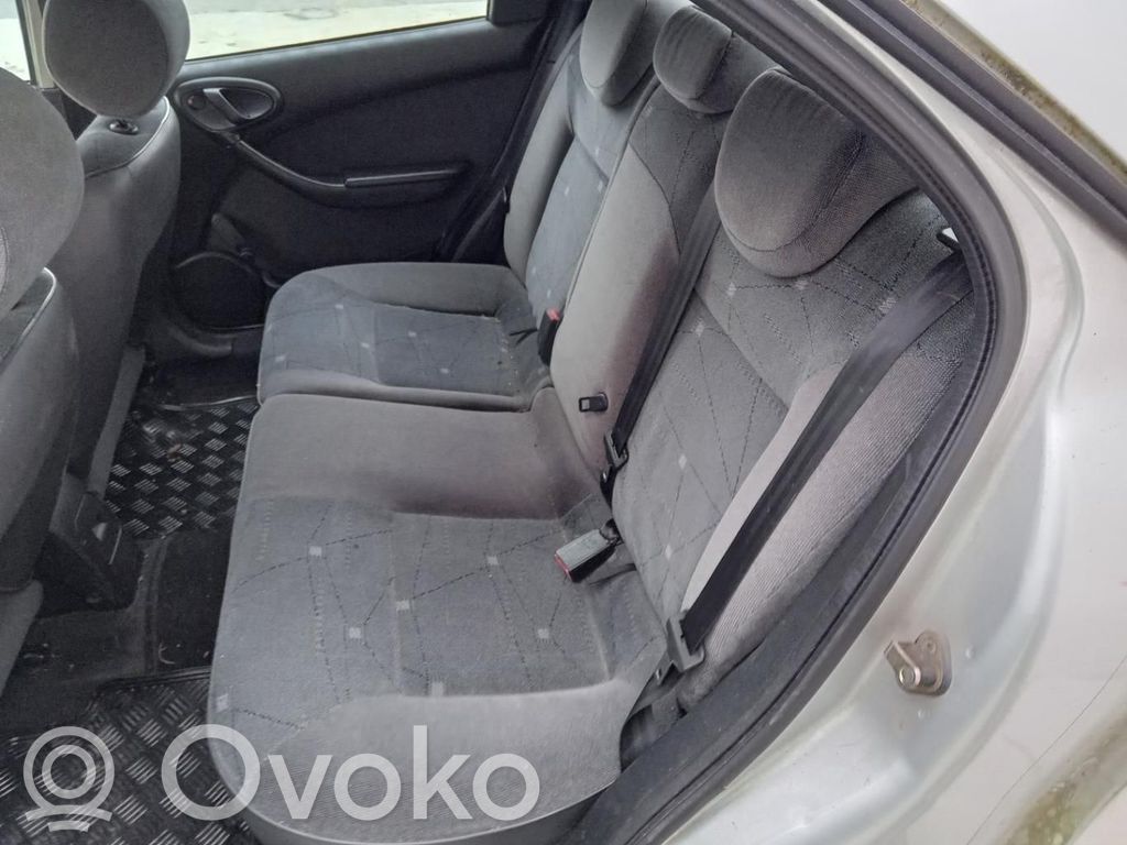 Citroen Xsara Cinturón trasero 