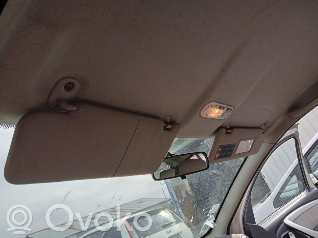 Dacia Sandero Sun visor 