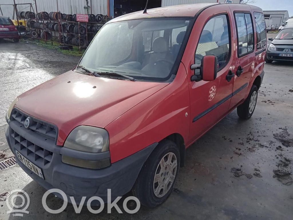 Fiat Doblo Front door lock 