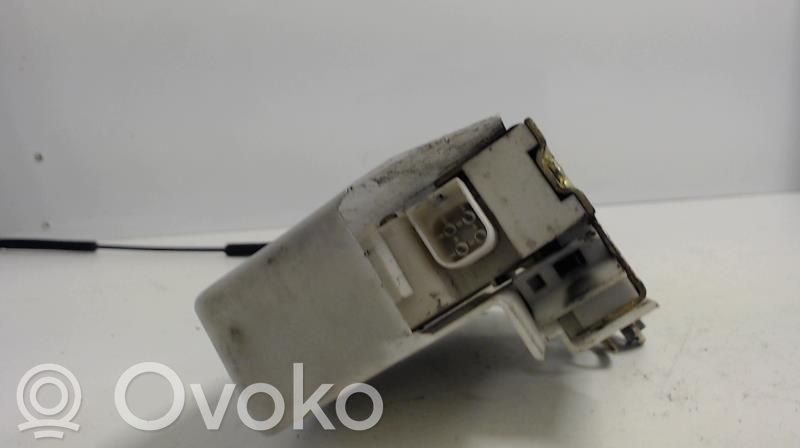 Ford Ka Priekšpusē slēdzene 
