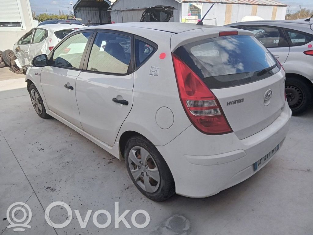 Hyundai i30 Tylny zacisk hamulcowy 