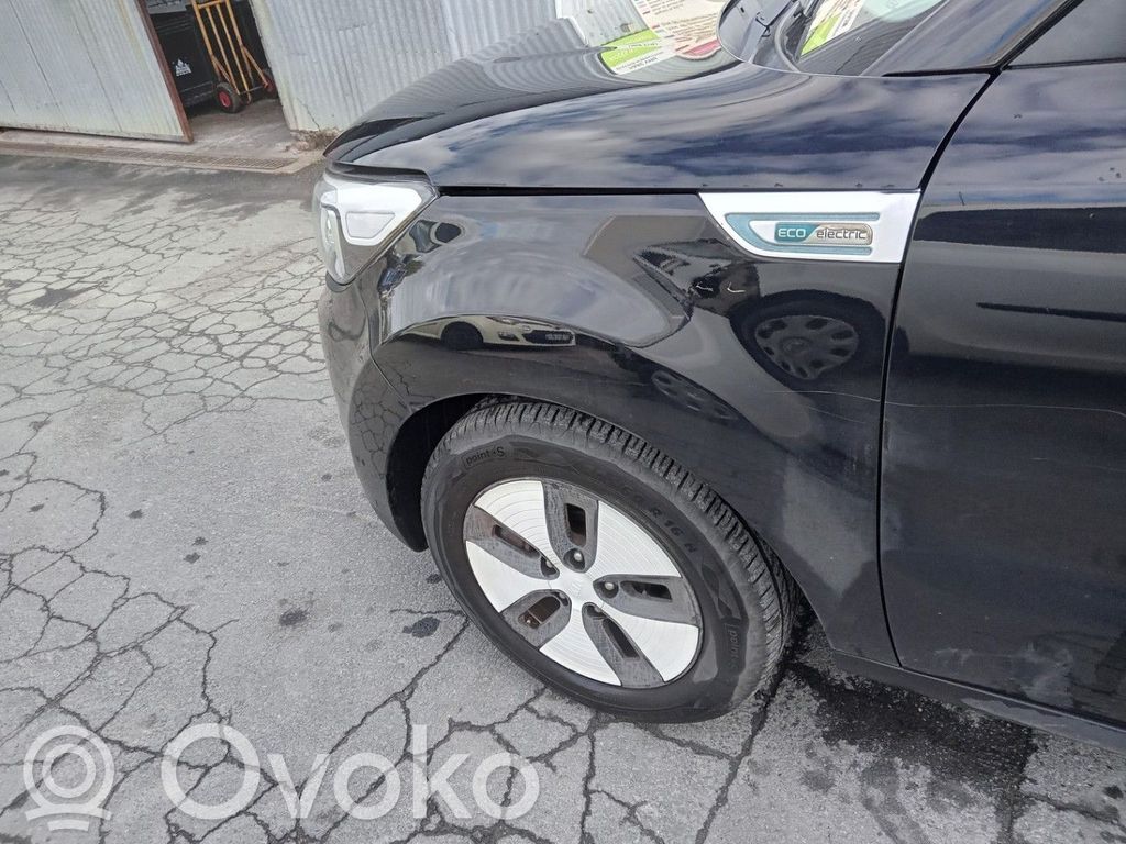 KIA Soul Sparnas 